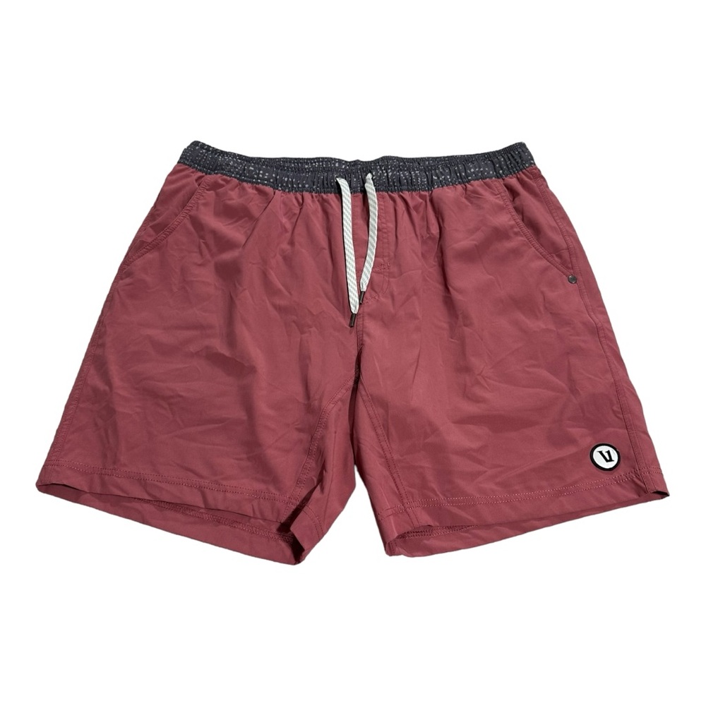 Vuori Kore Shorts Men's XXL 7.5" Inseam Red Gray